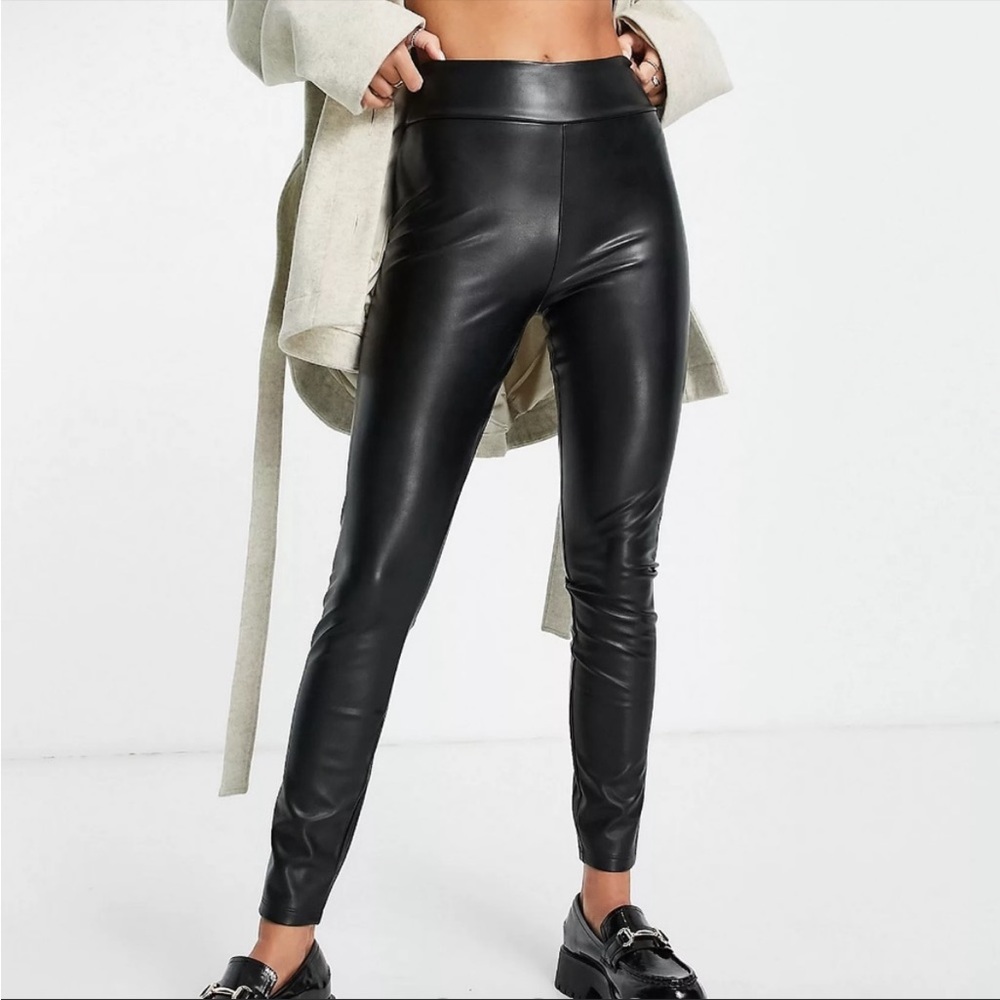NWT Abercrombie & Fitch Vegan Leather Leggings